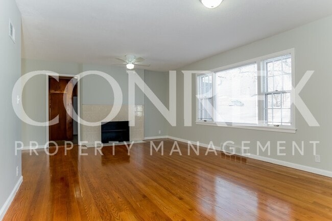 Building Photo - Spacious 4 Bedroom Ranch Home!
