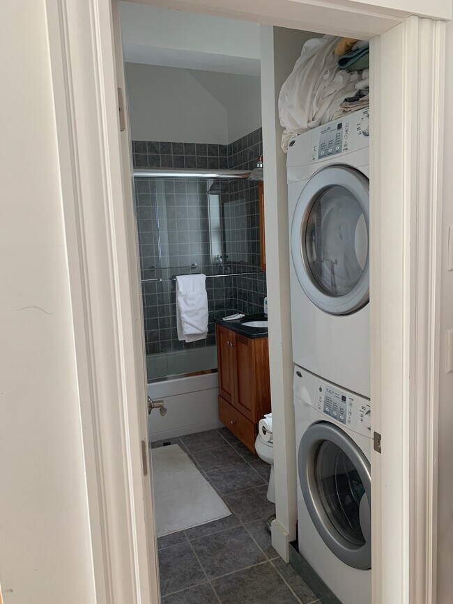 Laundry - 47 Houghton St