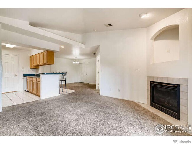 Foto del edificio - 2551 W 24th St