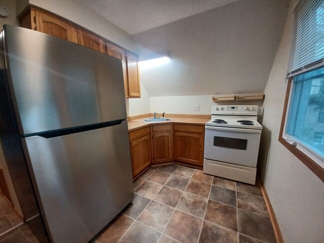 Foto del edificio - 409 Fairview Ave N