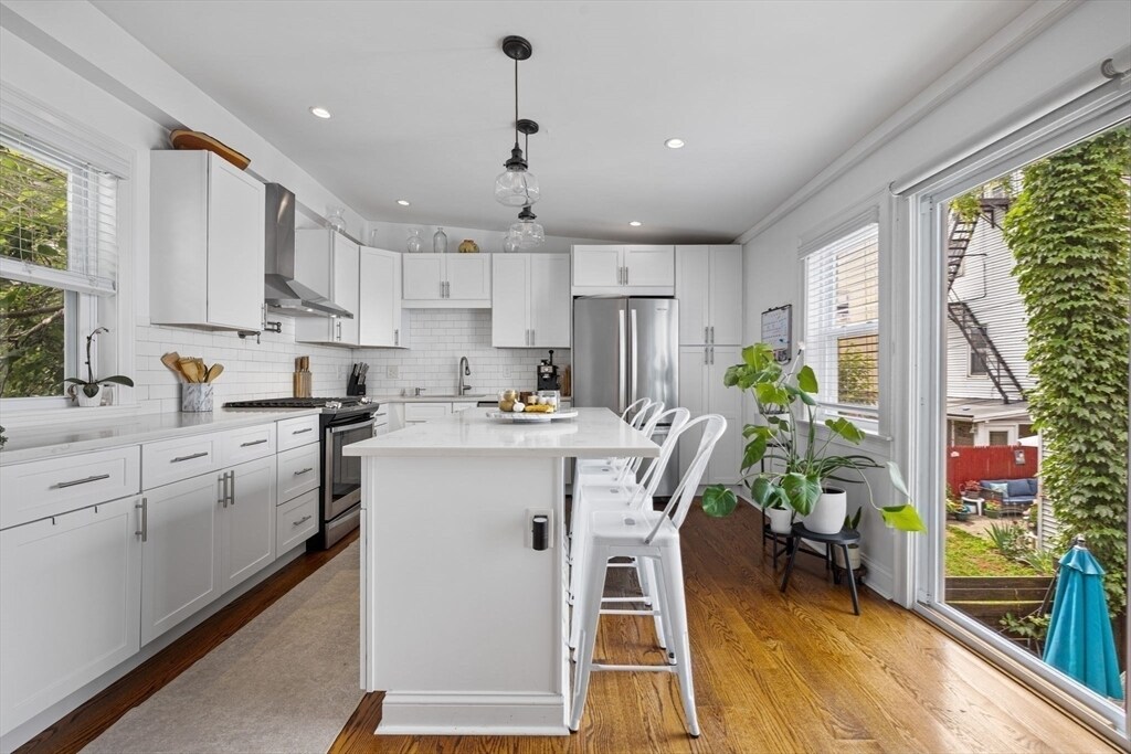 Foto principal - 107 Putnam St