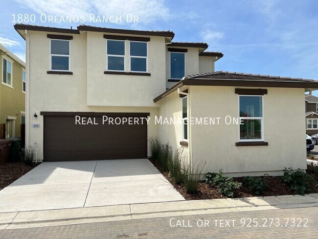Foto del edificio - Brand New 4 Bed/3 Bath Home in Perfect Bre...