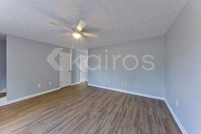 Building Photo - 170 Deer Pkwy.