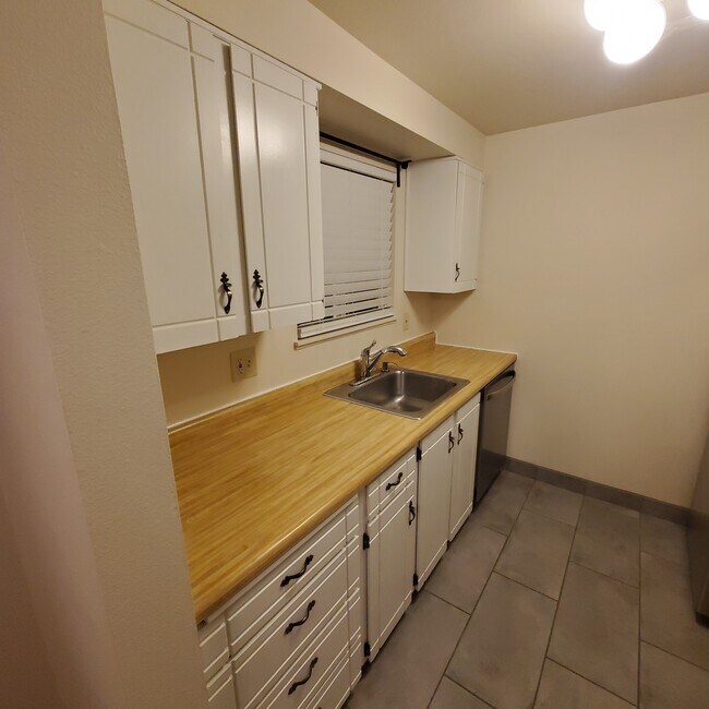 Foto del edificio - 837 SE Lambert Cir