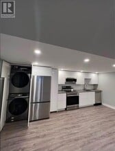Building Photo - 15 Solva Dr
