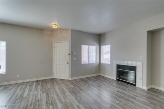 Building Photo - 251 S Green Valley Pkwy