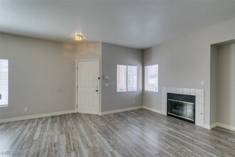 Building Photo - 251 S Green Valley Pkwy