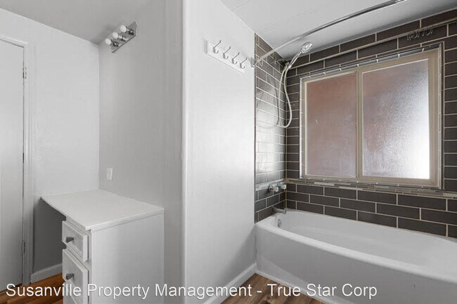Foto del edificio - 3 br, 2 bath House - 698-325 Gold Crest