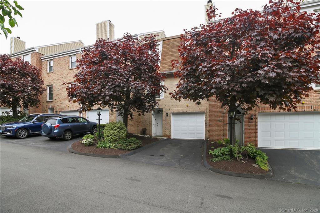 Foto principal - 88 Kingswood Dr