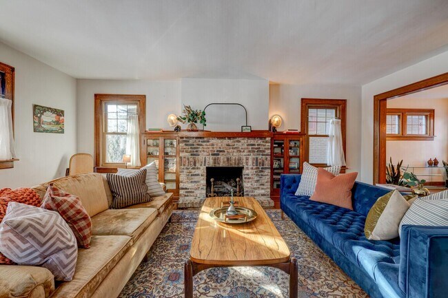 Foto del edificio - 2681 Summit St