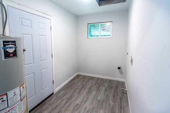 Foto del edificio - 2102 Norman St