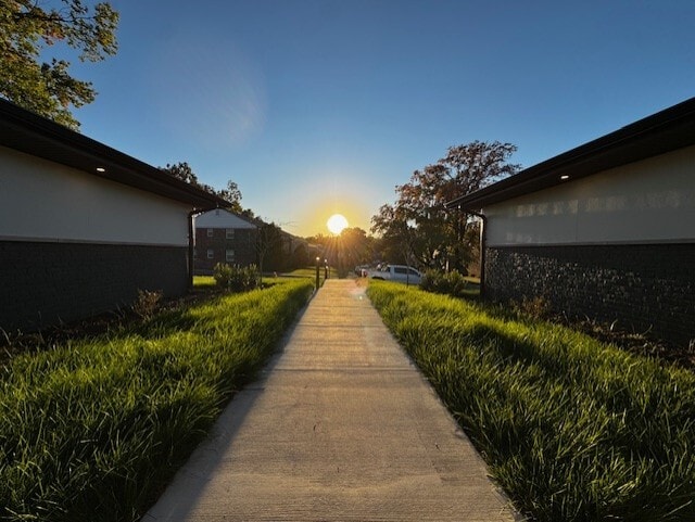 Foto del edificio - 818 Francis Pl