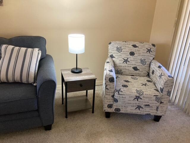 Building Photo - 1041 Country Club Dr