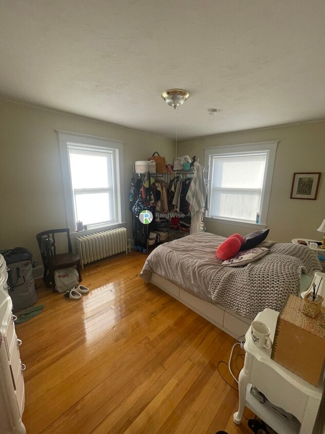 Primary Photo - 230 South St