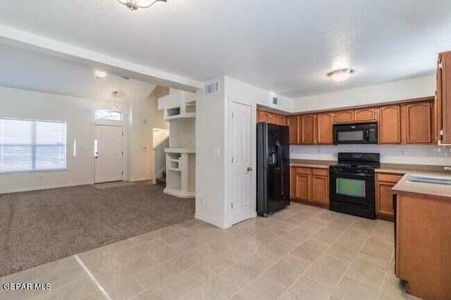 Building Photo - 4025 Tierra Morena Dr
