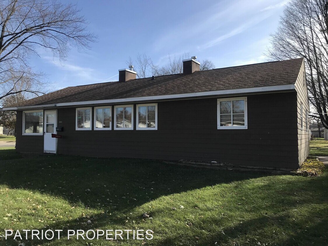 Primary Photo - 3 br, 2 bath House - 543 Curry St