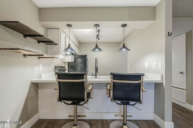 Foto del edificio - 1826 N Spring