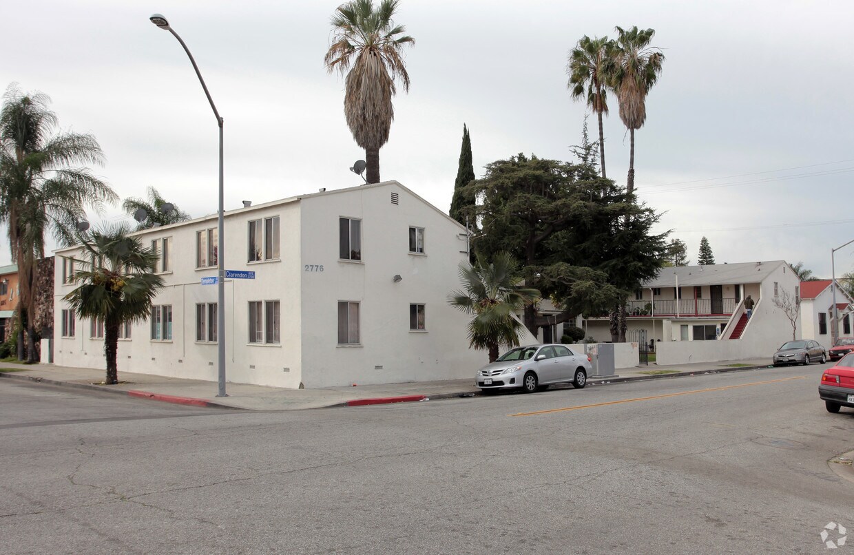 Primary Photo - 2776 Clarendon Ave