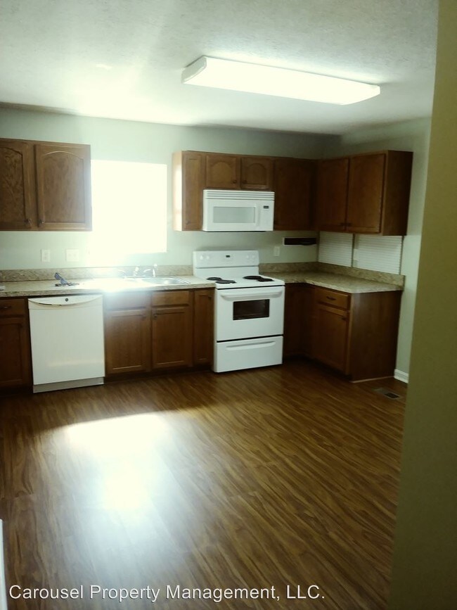 Building Photo - 1 br, 1 bath House - 207 S Willow