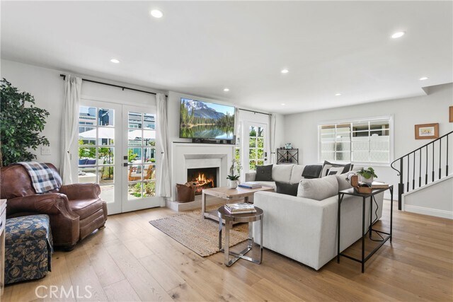 Building Photo - 711 Heliotrope Ave