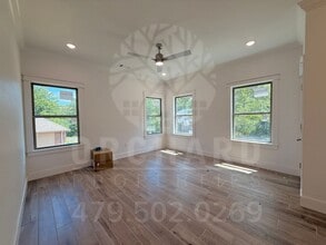 Building Photo - 3 Lewes Ln
