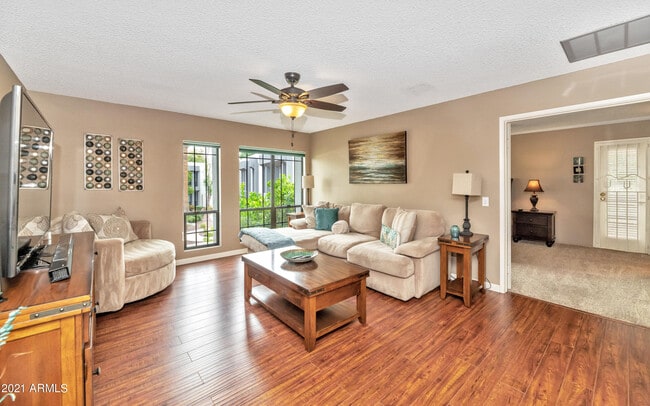 Foto del edificio - 5205 N 24th St