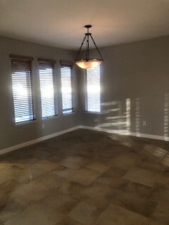 Foto del edificio - DESERT KNOLLS 3 BEDROOM HOME WITH LARGE RV...