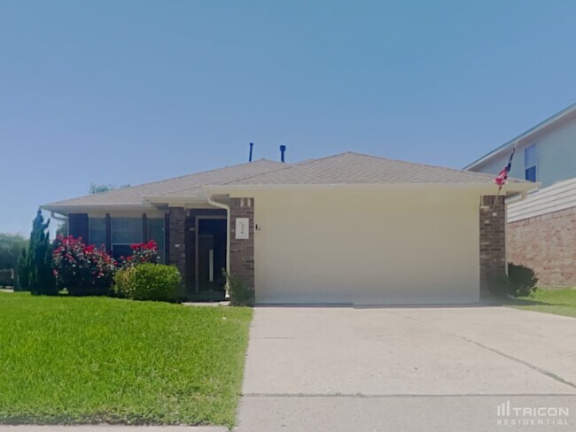 Building Photo - 3230 Dogwood Springs Drive Houston TX