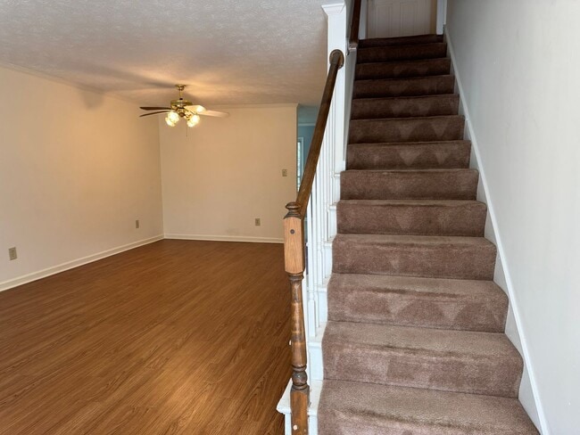 Foto del edificio - Great Location!!! Five Points, Tanyard Condominium's