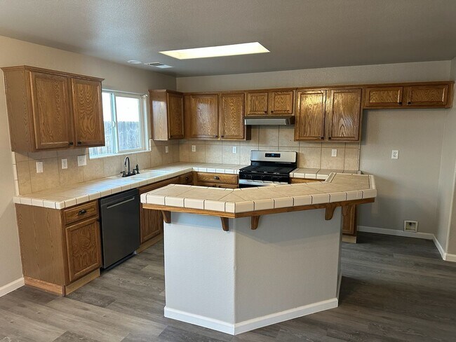 Foto del edificio - 4106 W Prospect Ave