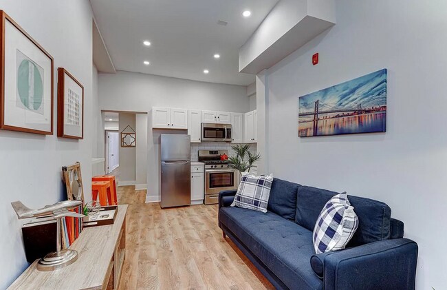 Living Room - 2243 N Park Ave