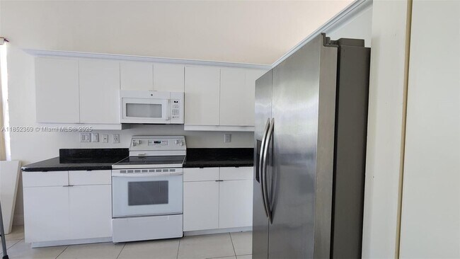Foto del edificio - 772 Sand Creek Cir