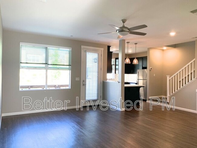 Building Photo - 446 Blythewood Pl