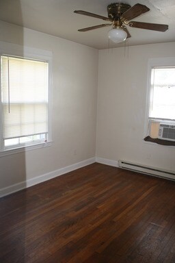 Building Photo - 15641 Warwick Blvd