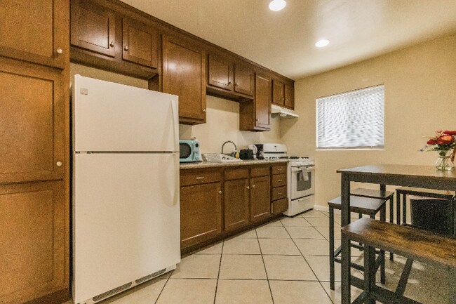 Building Photo - 4122 Gamma St