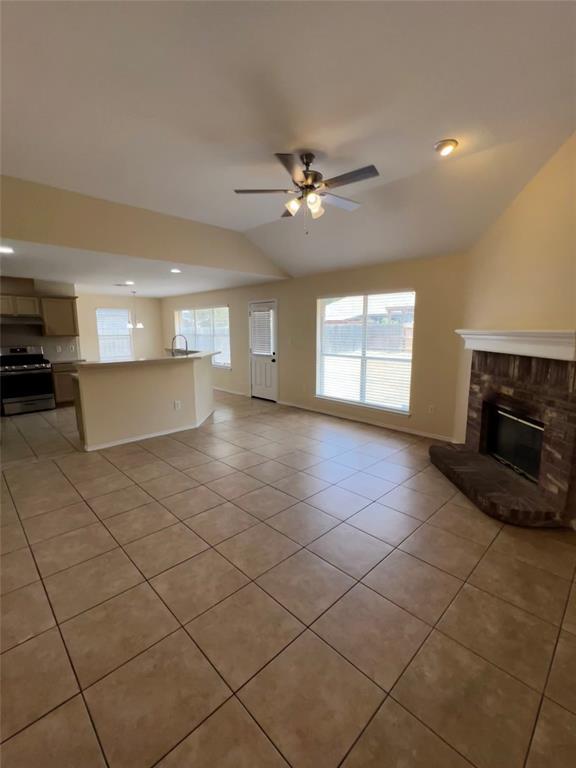 Building Photo - 1210 Canna Lily Ln
