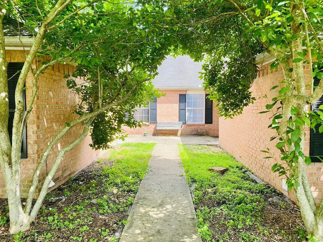 1860/1862 Pine Valley Dr, Unit 1862 - 1860/1862 Pine Valley Dr, Unit 1862
