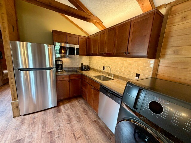 Foto del edificio - 32 Lone Pine Ct