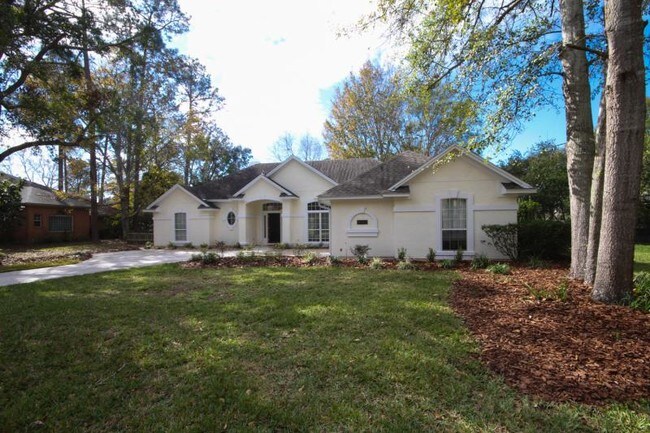 Building Photo - 1813 Holly Flower Ln