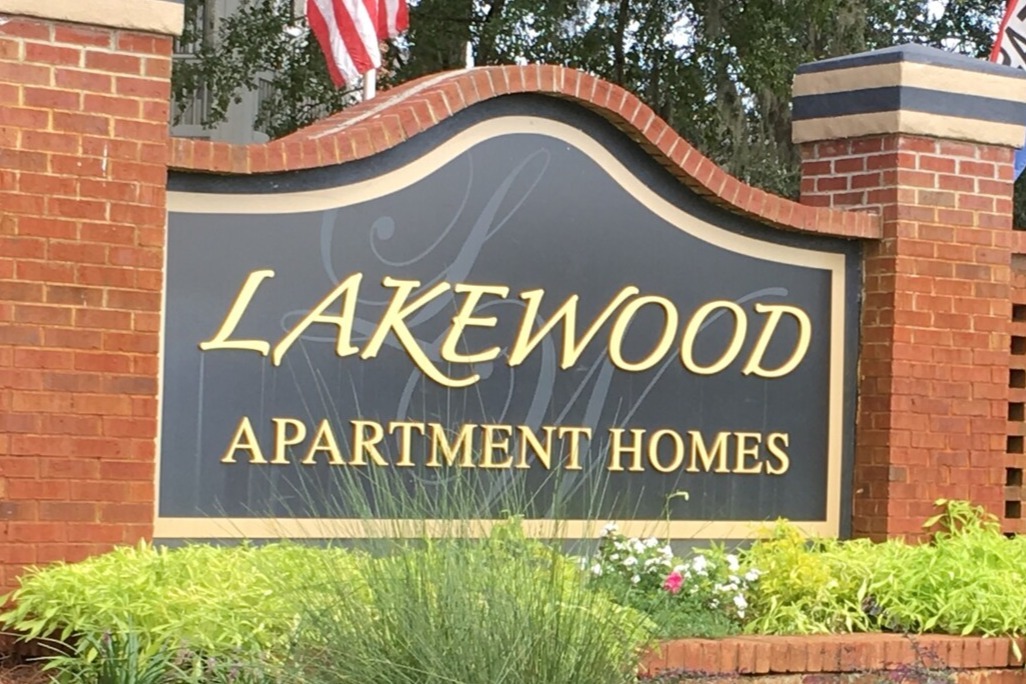 Foto principal - Lakewood Apartment Homes