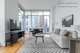 Building Photo - 635 W 42nd St