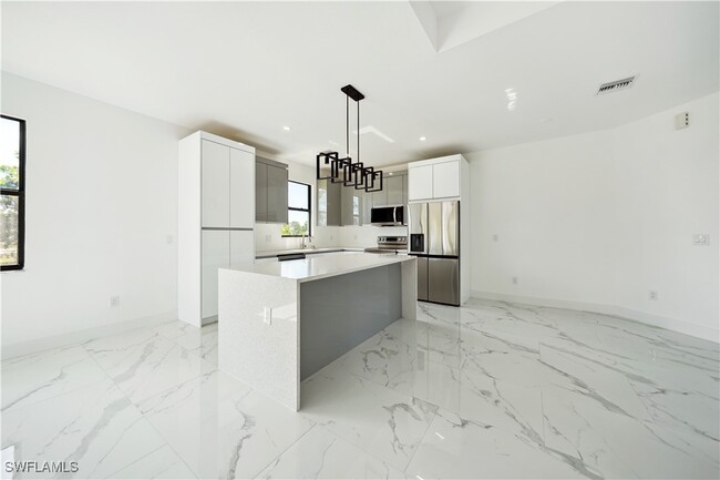 Foto del edificio - 4309 NW 38th Ave