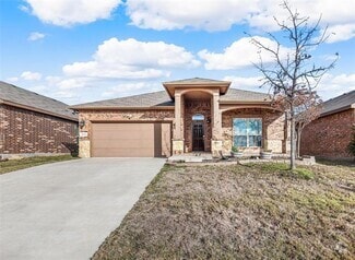 Building Photo - 1216 Vaughna Dr
