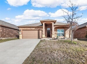 Building Photo - 1216 Vaughna Dr