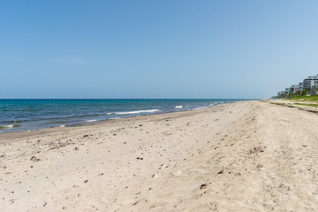 Foto del edificio - 2565 S Ocean Blvd