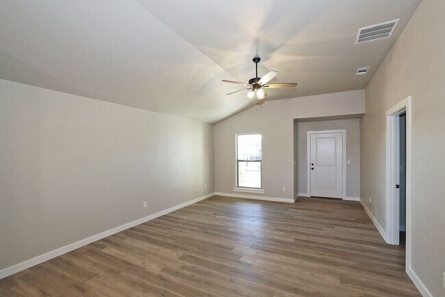Foto del edificio - Meadows New Construction