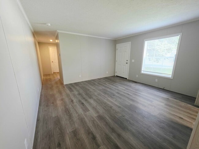 Building Photo - 3618 Juniper St
