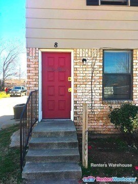 Primary Photo - 816 SW 63rd St
