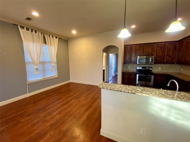 Building Photo - 2517 Rugby Ln