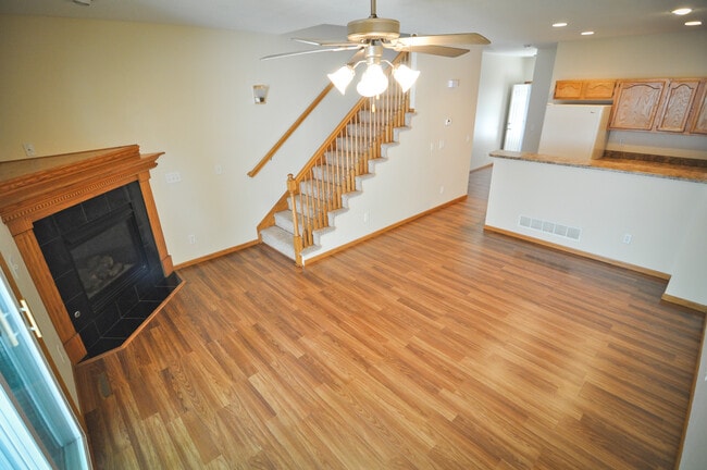 Building Photo - 235 38th Street Dr SE